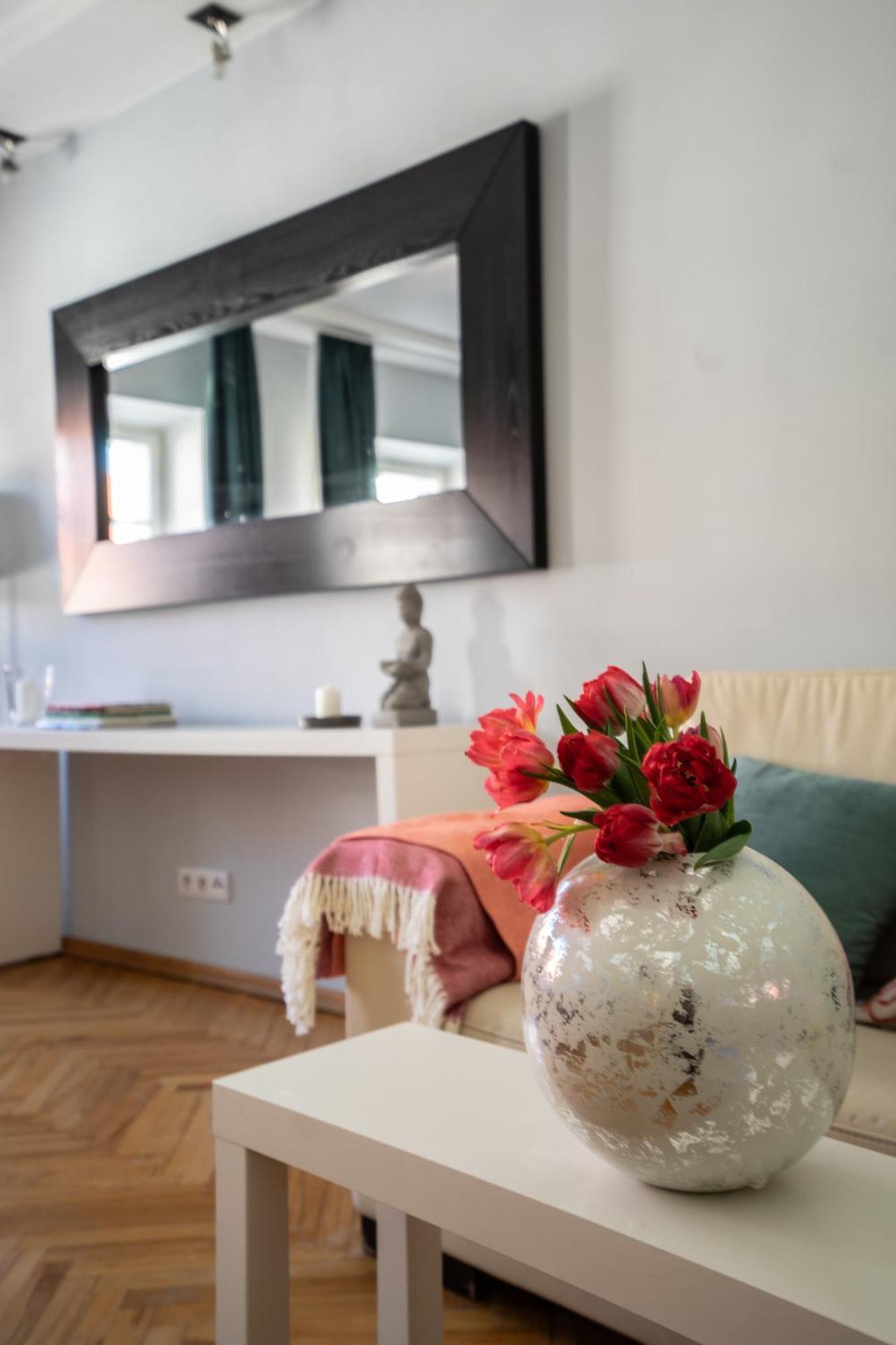 Old Town Heart Xvii - Freta Luxury